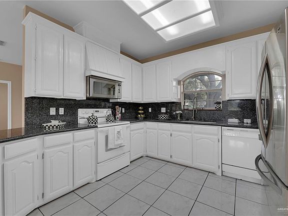 5th image of 4900 W Selinda Dr