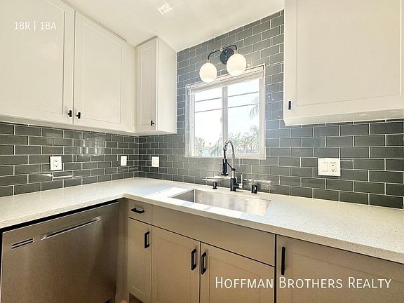 2nd image of 6350 Willoughby Ave #6A