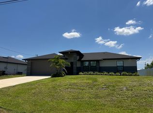 2603 43rd St SW, Lehigh Acres, FL 33976