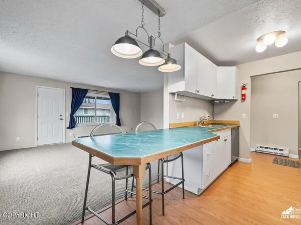 180 Grand Larry St APT B-2, Anchorage, AK 99504