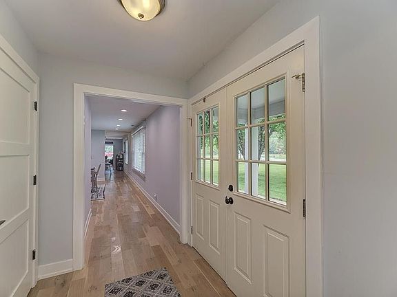 5th image of 1195 Long Meadow Rd