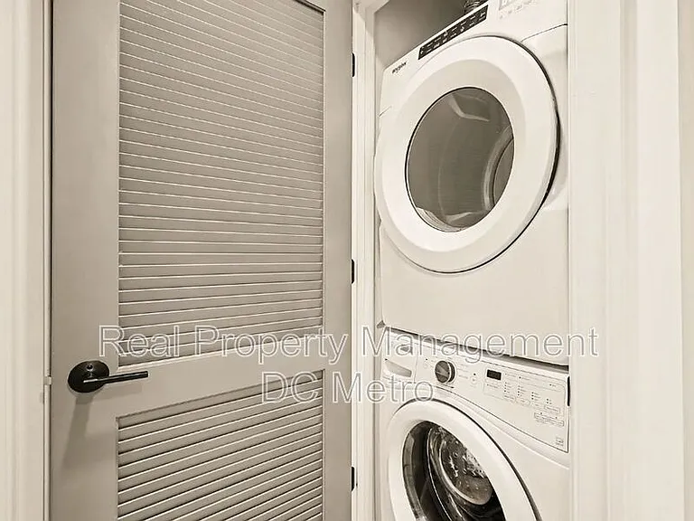811 Upshur St NW #1 — Photo 21
