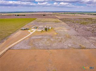 15620 Harry Lind Rd, Elgin, TX 78621