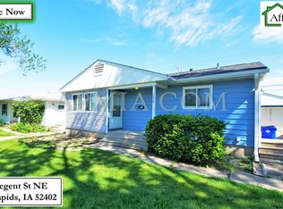 1028 Regent St NE, Cedar Rapids, IA