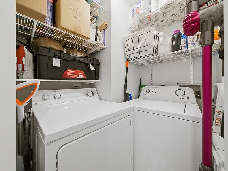 1623 W Grand Ave #1E — Photo 14
