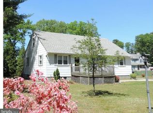 18 Riccis Dr, Jackson, NJ 08527