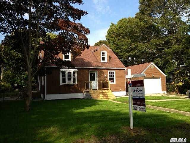1st image of 15 Linden Ln