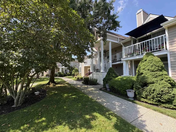 550 Central Ave Unit I16, Linwood, NJ 08221