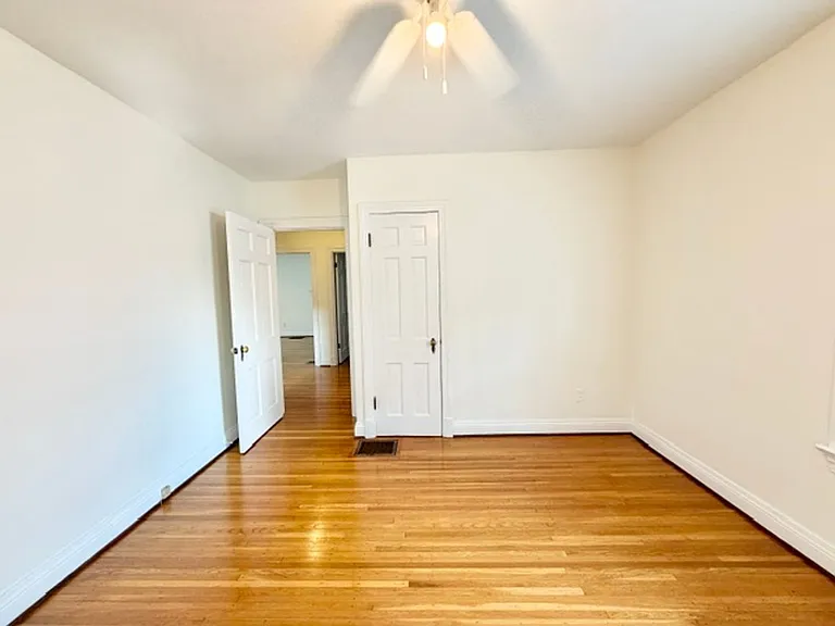 2414 Brighton Dr — Photo 26