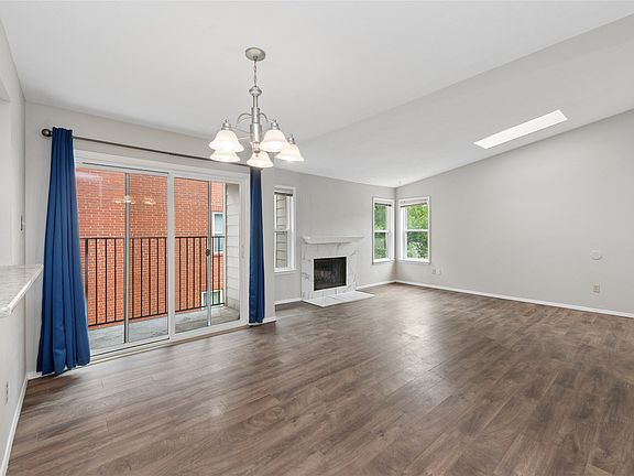4th image of 6900 Skillman St APT 305