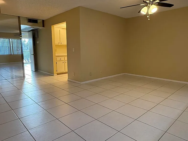 400 SW 134th Way #411F — Photo 11