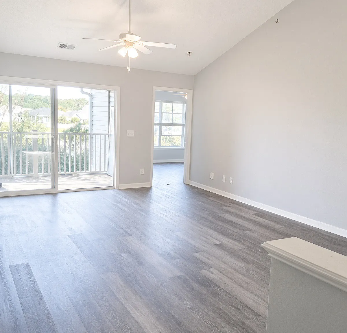 3 bed, 1350 sqft, $1,850 — Photo 3