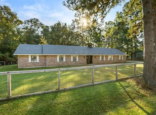 150 Thomas Dr, Leesville, LA 71446
