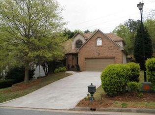 140 Nesbit Ridge Dr, Roswell, GA 30076