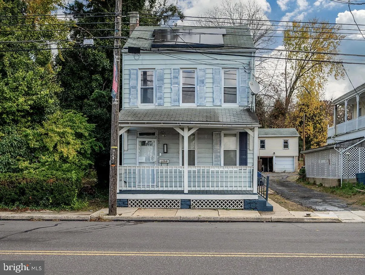 3019 Kutztown Rd photo 1