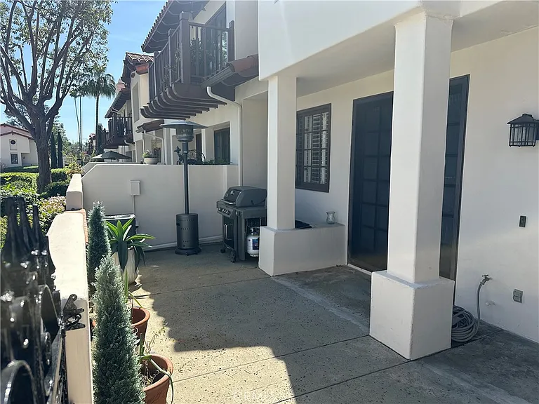 415 E Bougainvillea Ln — Photo 45