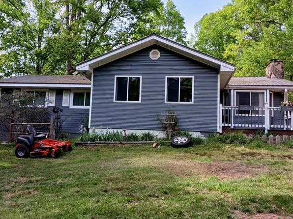 511 Gum Log Rd, Blairsville, GA 30512