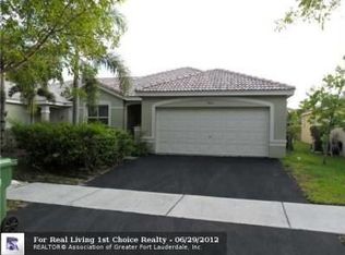 4216 Pine Ridge Ct, Fort Lauderdale, FL 33331