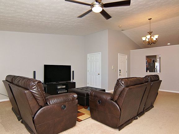 4th image of 5472 Asbury Lake Dr Unit 32
