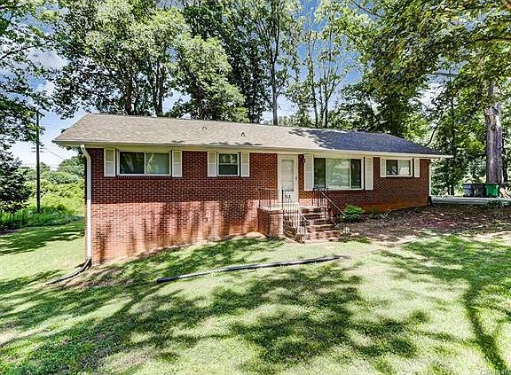 2nd image of 725 Glendora Dr