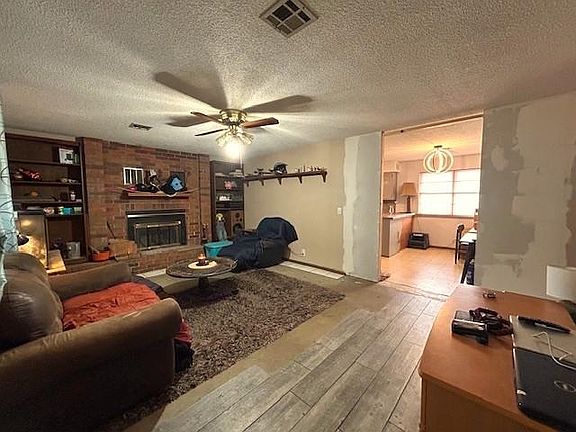 4th image of 7009 Norrie Ln
