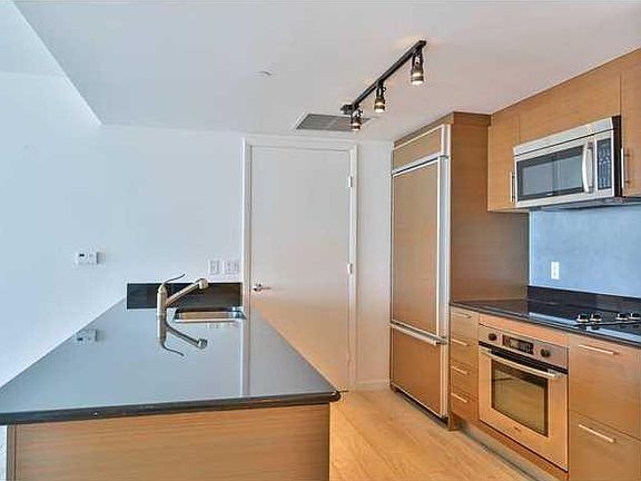 4th image of 50 Biscayne Blvd APT 3506