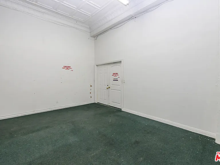 4015 W Olympic Blvd — Photo 8