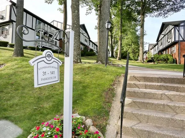 85 Parkside Drive, Suffern, NY 10901