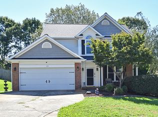 119 Shining Armor Ct, Mooresville, NC 28117