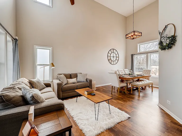 1020 Evergreen Ct — Photo 8