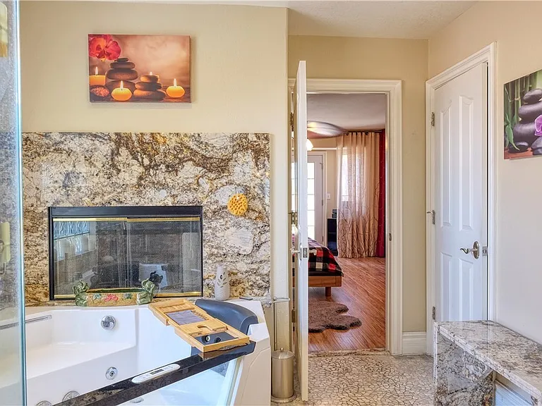 3704 N Campbell Rd — Photo 33