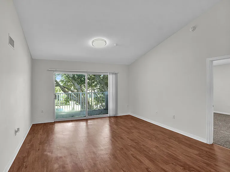 Devonaire HC LLC — Photo 32