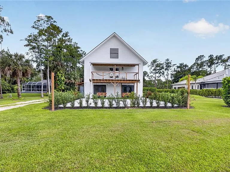 5191 Coral Wood Dr — Photo 3