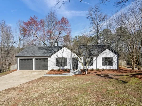 1507 Forest Ct, Woodstock, GA 30188