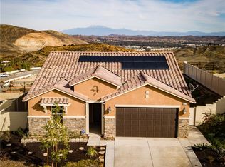 4076 Tamarind Rdg, Lake Elsinore, CA 92530