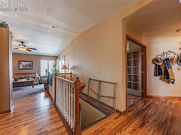 2nd image of 7852 Roanfield Ln