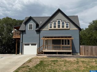 1805 Old Creek Rd, Aurora, NE 68818