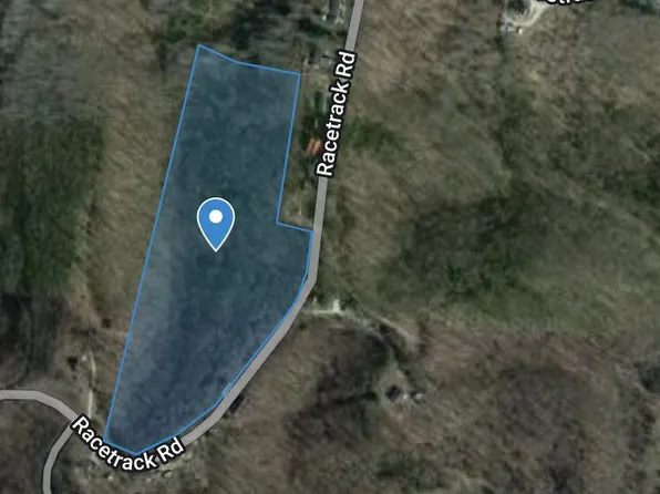 870 Racetrack Rd, Irvine, KY 40336