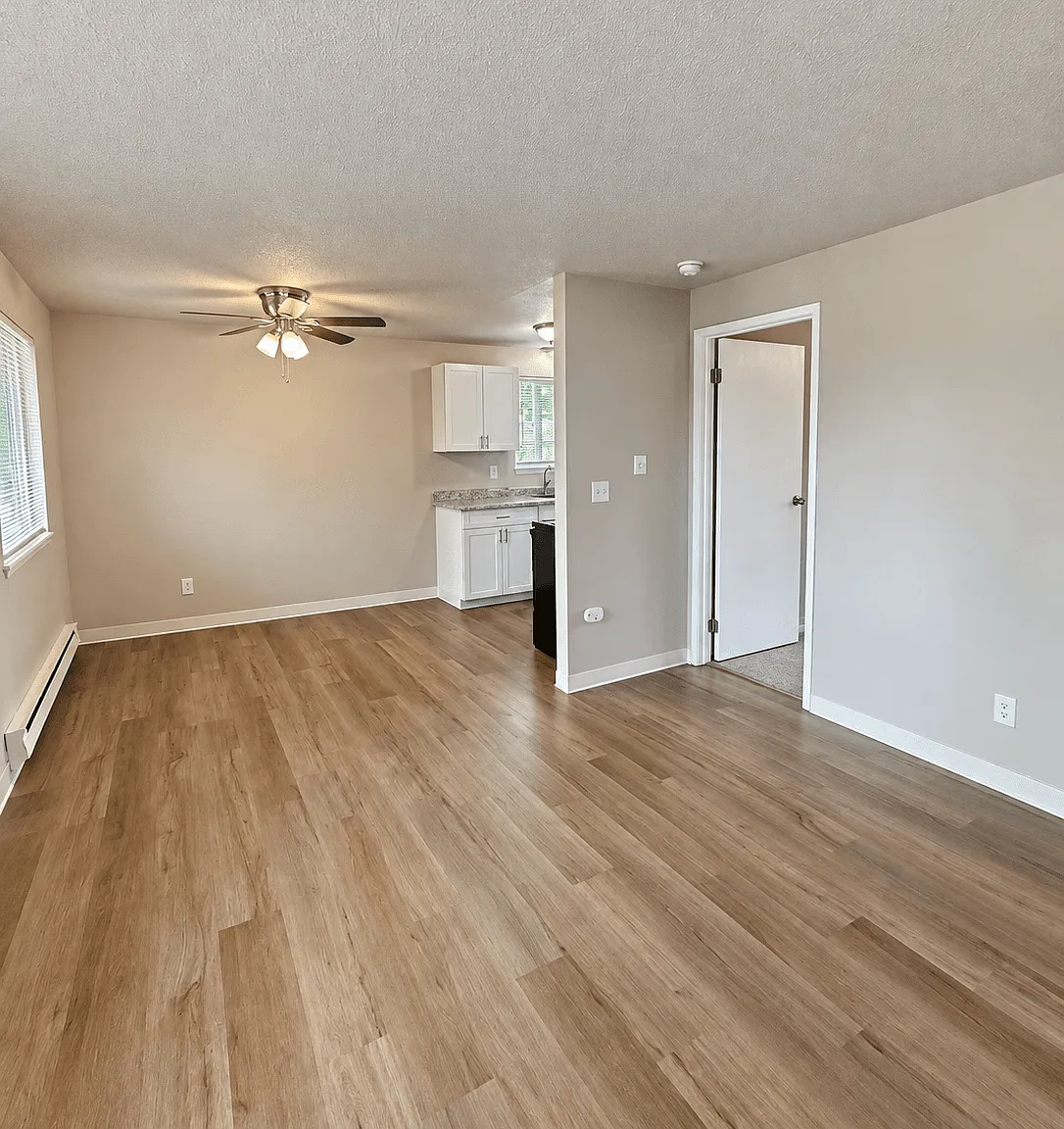 Malibu Apartments — Photo 3