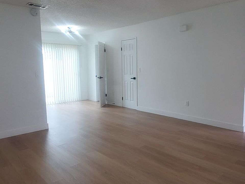 1st image of 8505 Mulberry Ave APT I