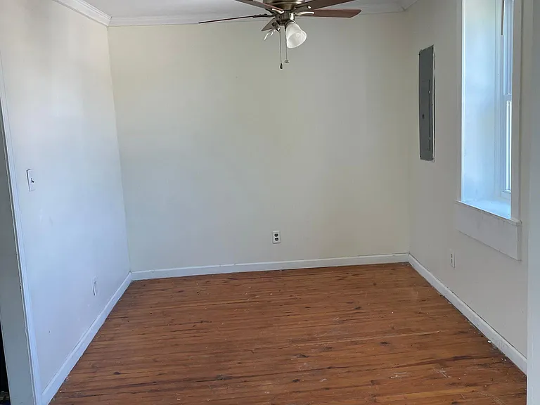 1310 S Roane St #1 — Photo 2