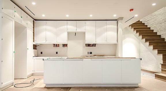 3rd image of 523 B East 85th Street