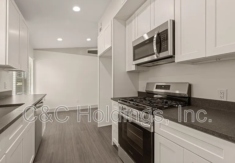 4541 E 32nd Pl — Photo 21