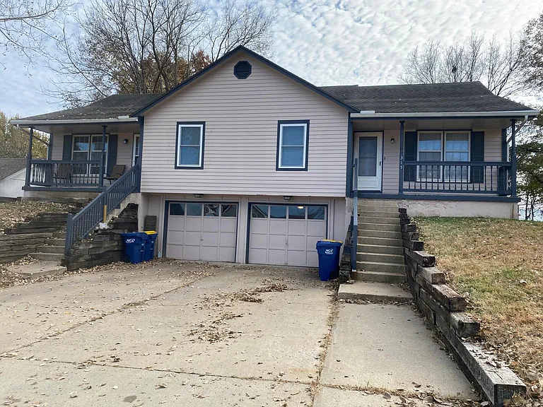 315 Lakeland Dr — Photo 15