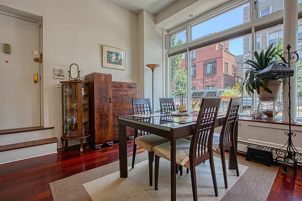 Rented by Douglas Elliman | media 20