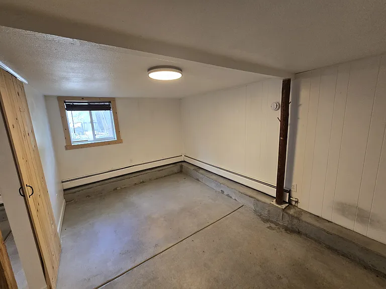 403 23rd St #11 — Photo 7