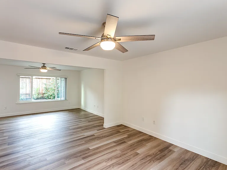 2310 Buena Vista Ave #2334 — Photo 25