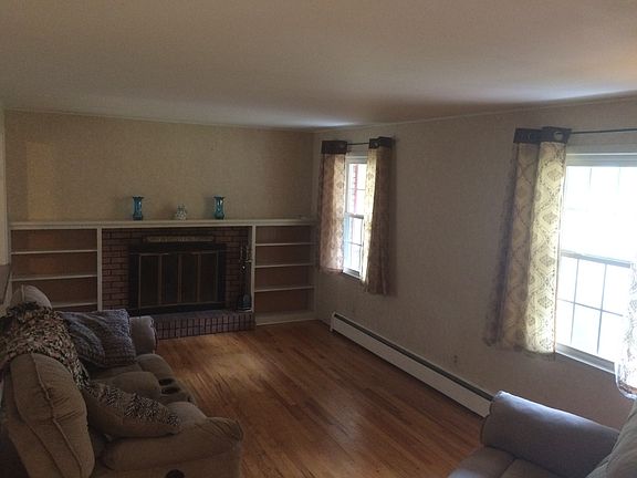 2nd image of 21 Juniper Dr