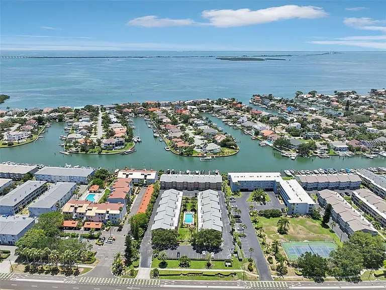 637 Pinellas Bayway S #105 — Photo 56
