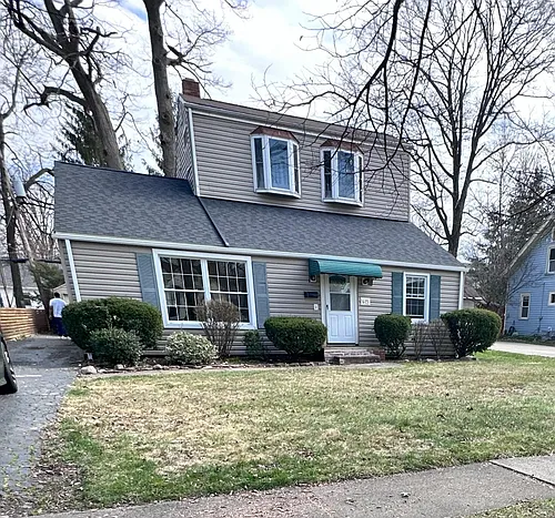 615 Parkside Dr Photo 1